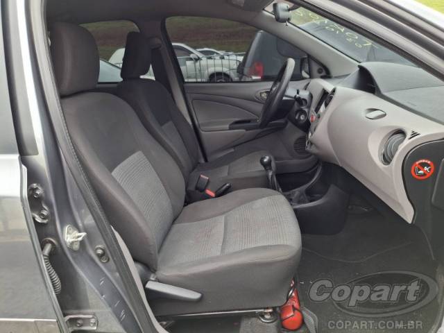 2013 TOYOTA ETIOS 