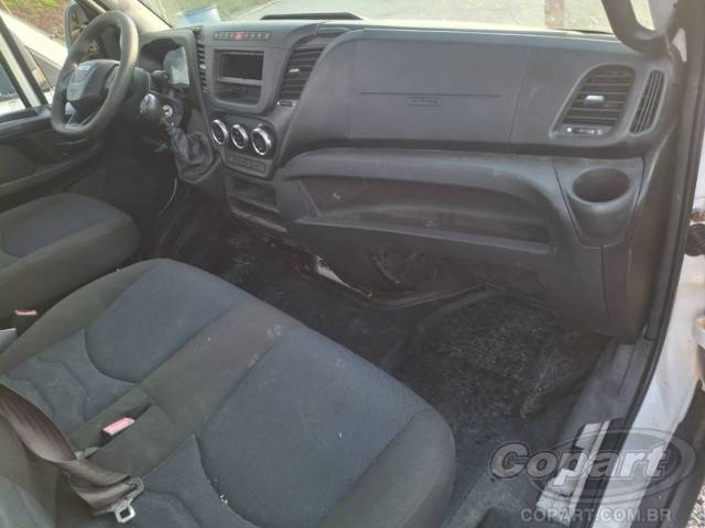 2021 IVECO DAILY 