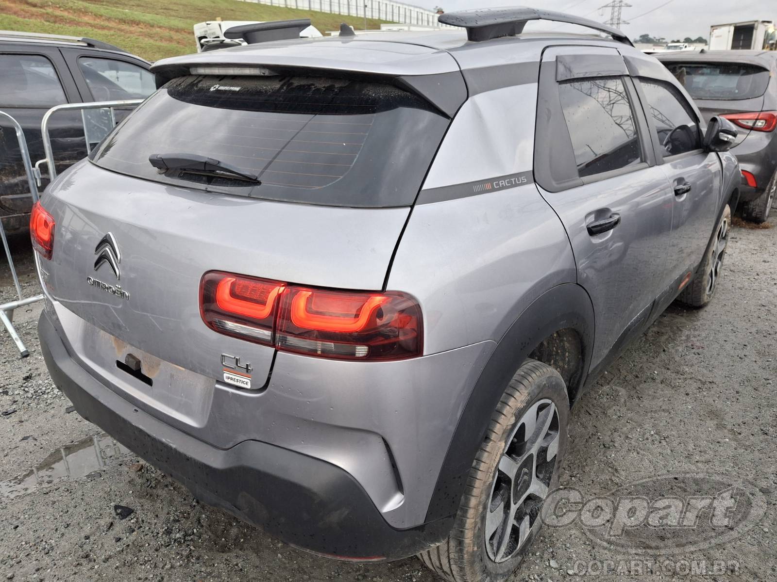 Foto 4: 2024 CITROEN C4 CACTUS