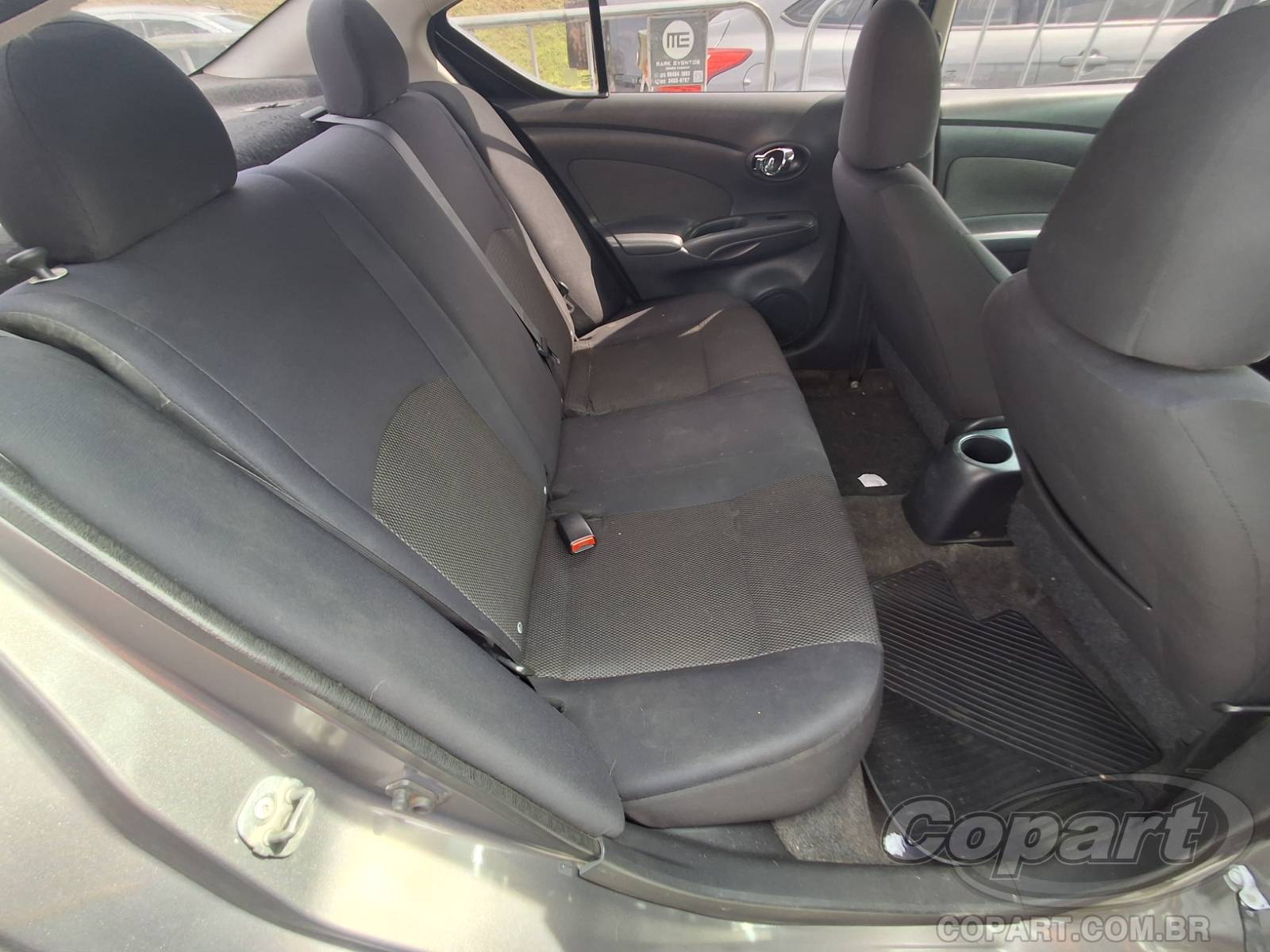 Foto 6 de 11: 2013 NISSAN VERSA