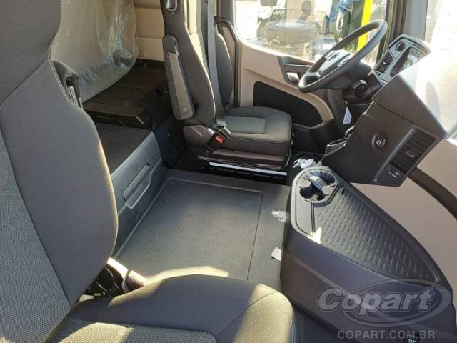 2025 MERCEDES-BENZ Actros 