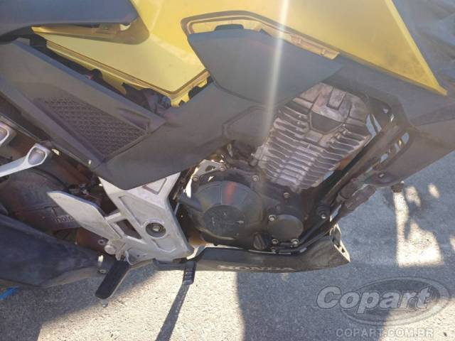 2023 HONDA CB 300F 