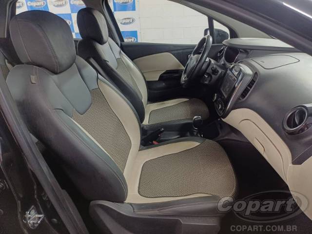 2019 RENAULT CAPTUR 