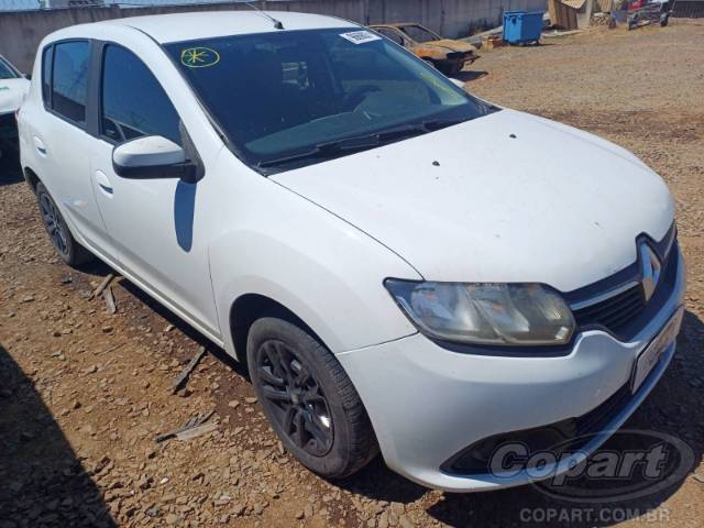 2015 RENAULT SANDERO 