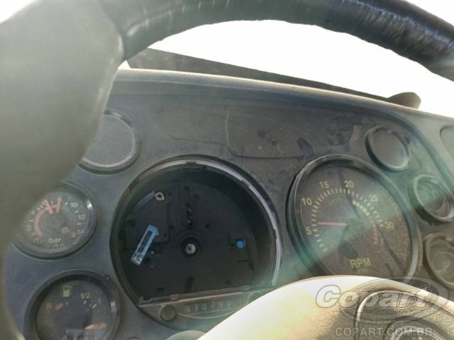 2010 MERCEDES BENZ 1718 