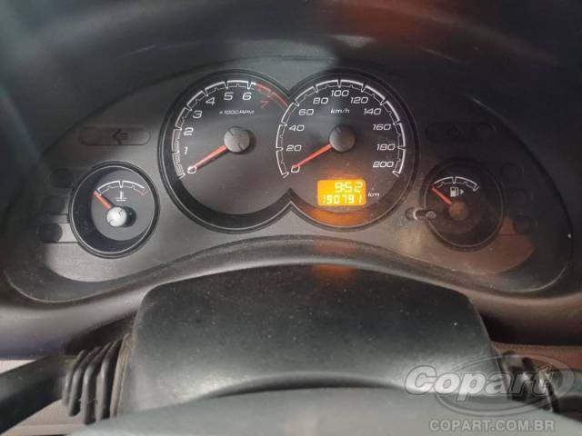 2015 CHEVROLET CLASSIC 