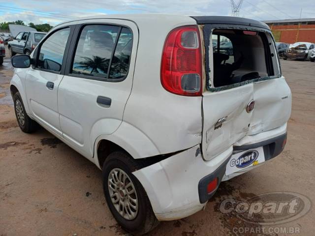 2016 FIAT UNO 