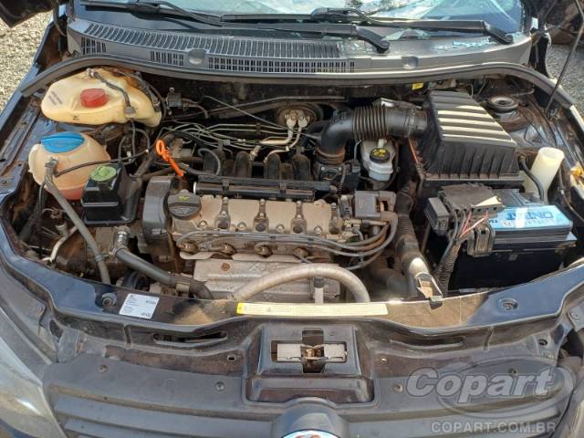 2015 VOLKSWAGEN VOYAGE 