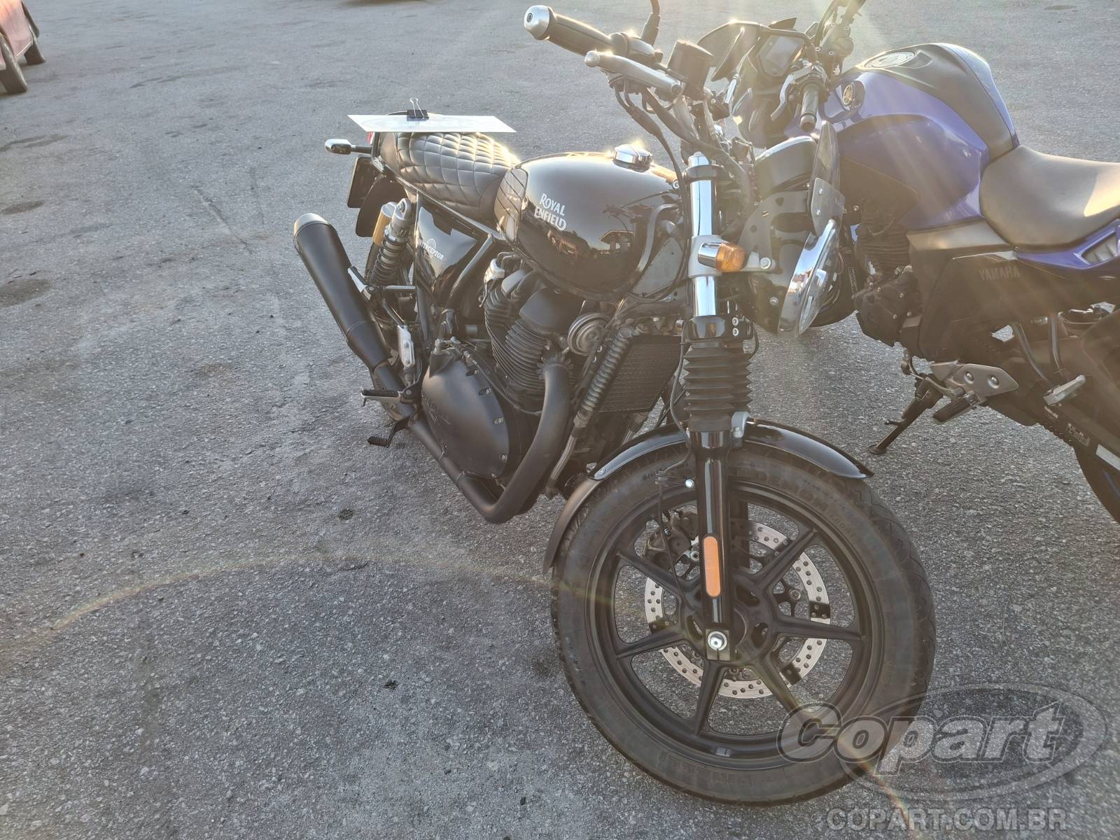 Royal Enfield Interceptor 2024