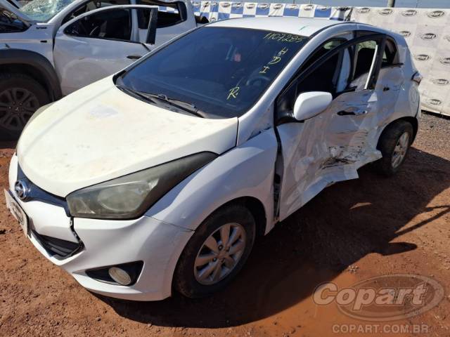 2015 HYUNDAI HB20 