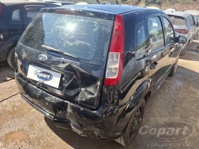 2010 FORD FIESTA 