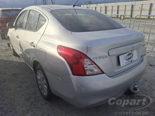 2013 NISSAN VERSA 