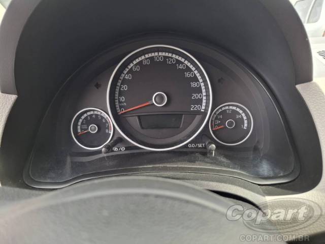 2016 VOLKSWAGEN UP 