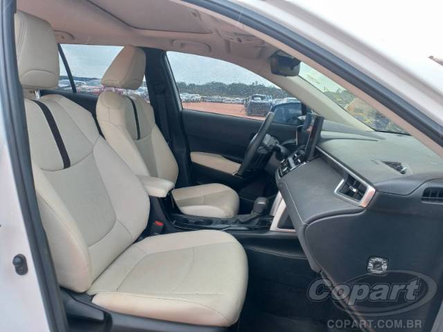 2026 TOYOTA COROLLA CROSS 