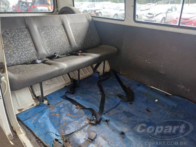 2009 VOLKSWAGEN KOMBI 