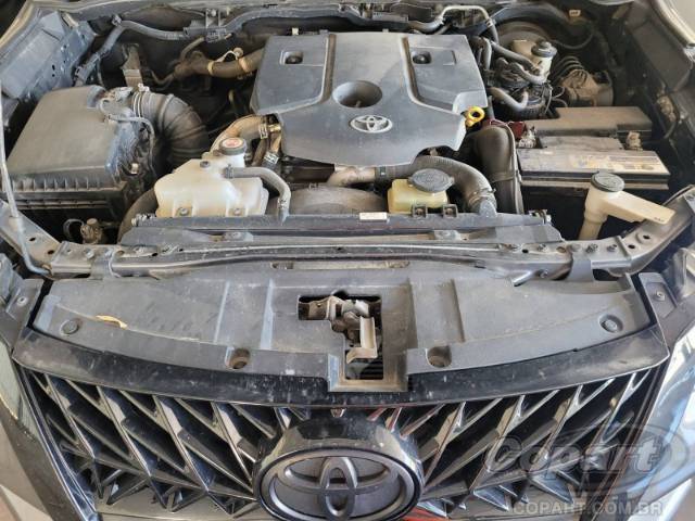 2018 TOYOTA HILUX SW4 