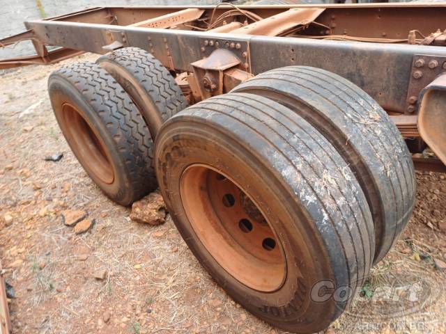 2004 MERCEDES BENZ L-1620 