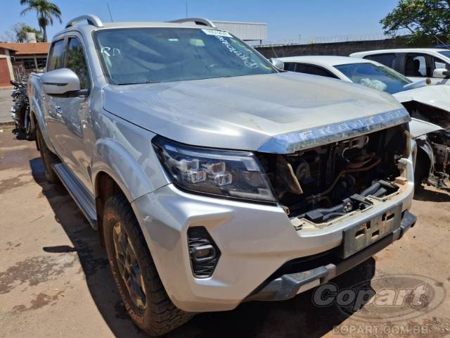 2023 NISSAN FRONTIER CD 