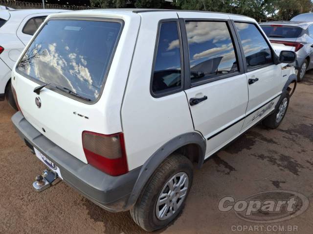 2013 FIAT UNO 