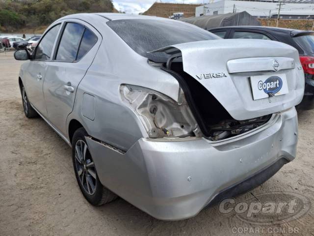 2019 NISSAN VERSA 