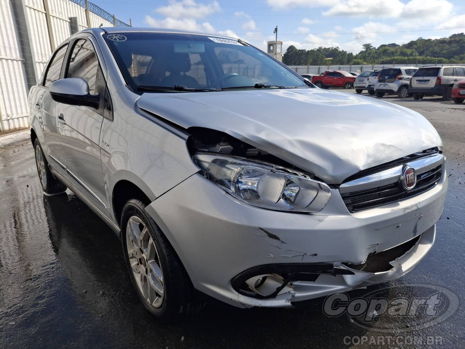 Veículo Fiat Grand Siena FIAT GRAND SIENA 1.6 16V E.torQ 2014 em leilão
