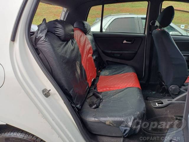 2014 VOLKSWAGEN FOX 