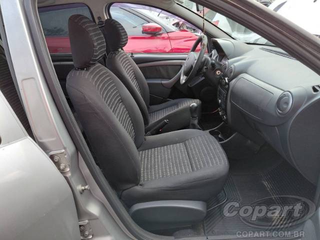 2013 RENAULT SANDERO 