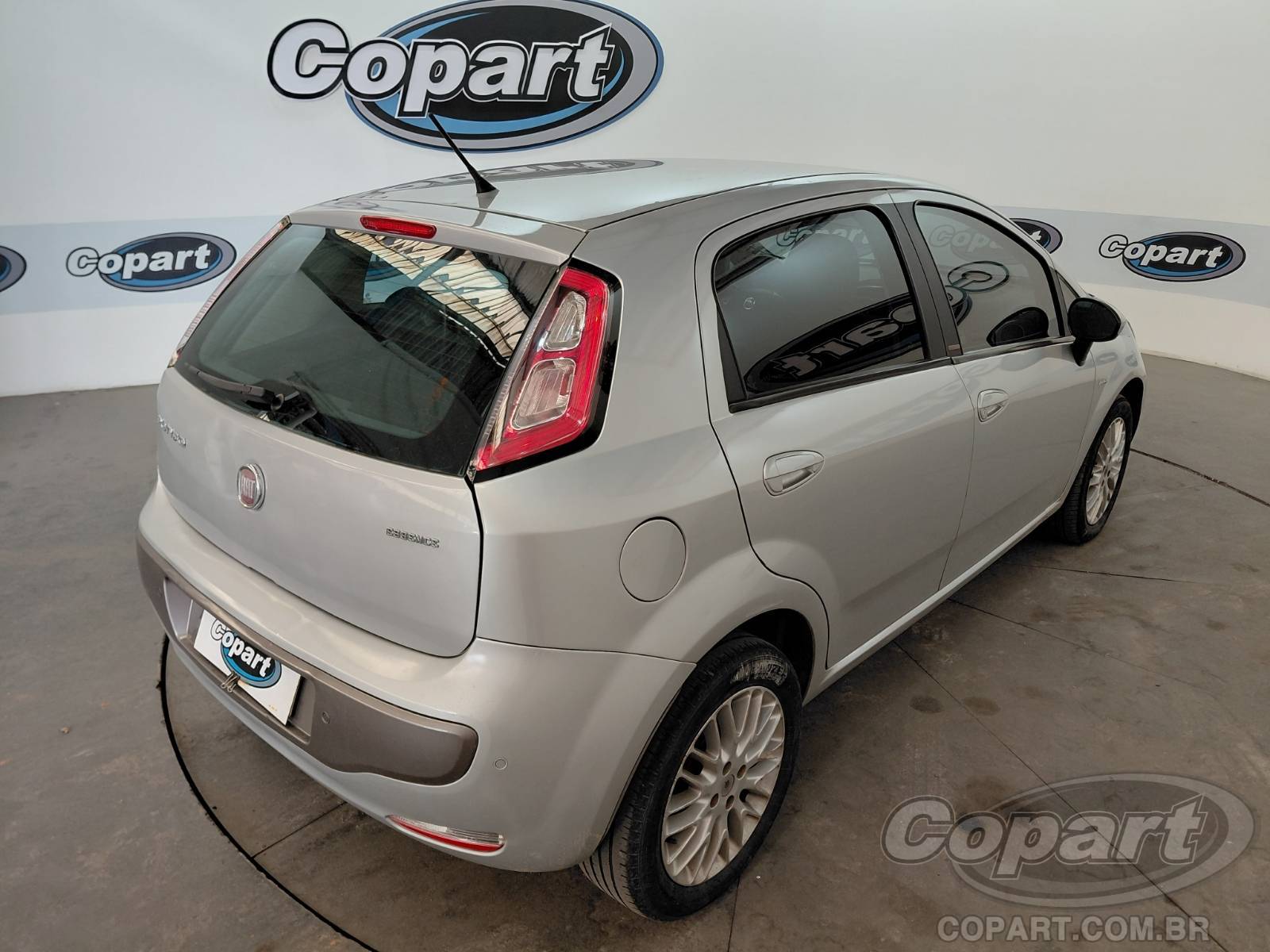 Foto 4: 2013 FIAT PUNTO