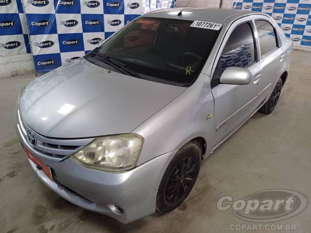 2013 TOYOTA ETIOS SEDA 