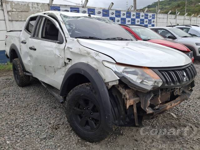 2023 MITSUBISHI L200 TRITON 