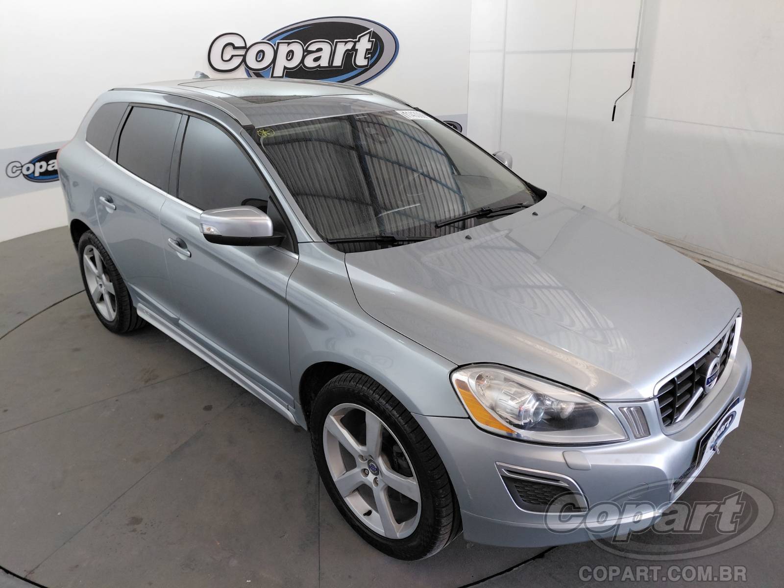 Volvo Xc60 2013 em leilão