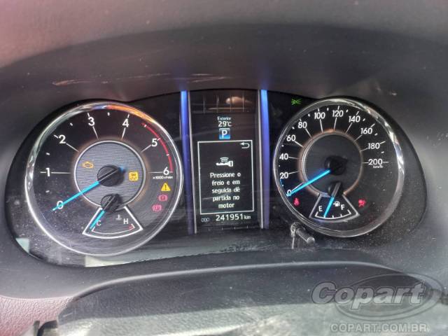 2017 TOYOTA HILUX SW4 