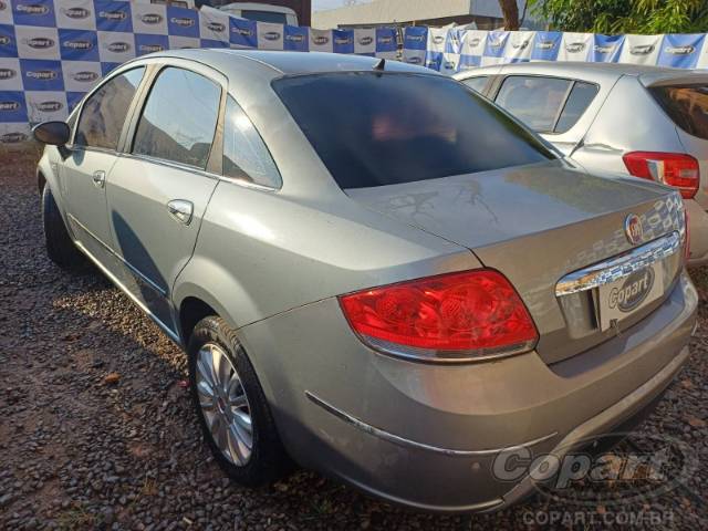 2015 FIAT LINEA 