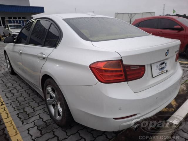 2014 BMW SERIE 3 