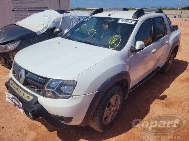 2017 RENAULT DUSTER OROCH 