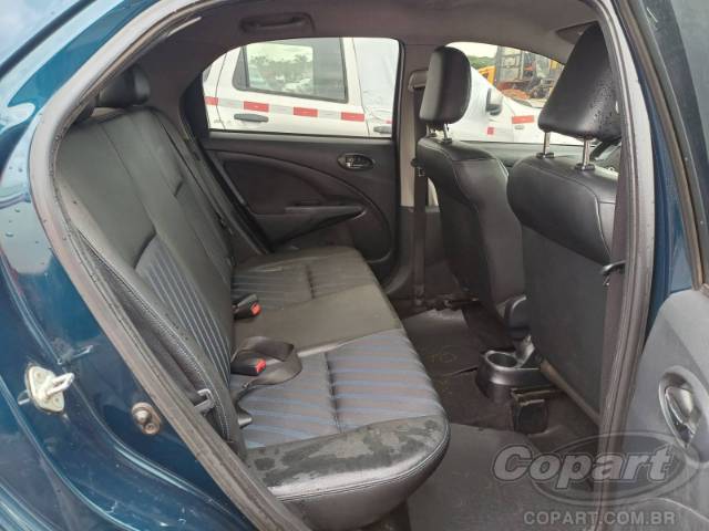 2015 TOYOTA ETIOS SEDA 