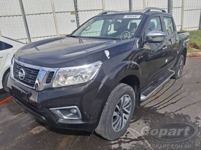 2022 NISSAN FRONTIER CD 