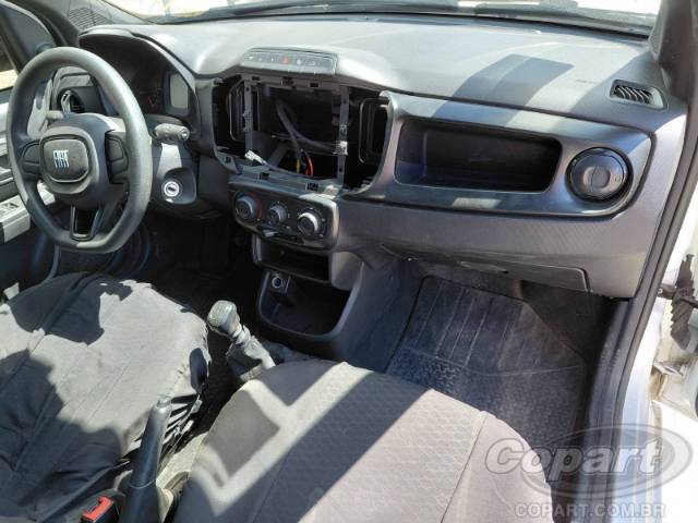 2025 FIAT STRADA 