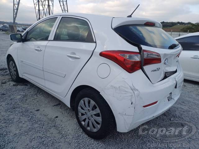 2014 HYUNDAI HB20 