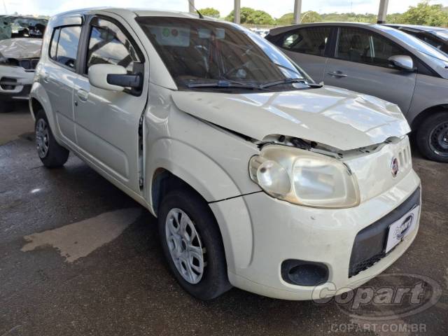 2014 FIAT UNO 