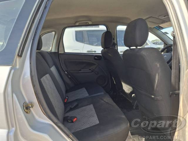 2010 FORD FIESTA 