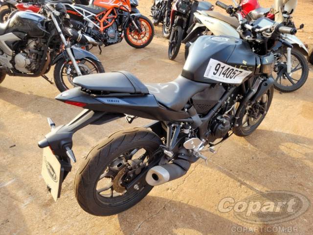 2025 YAMAHA MT-03 