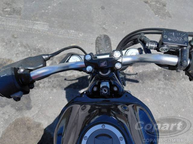 2026 HONDA CB 300F 