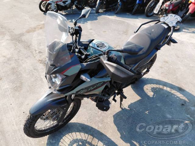 2024 KAWASAKI VERSYS-X 