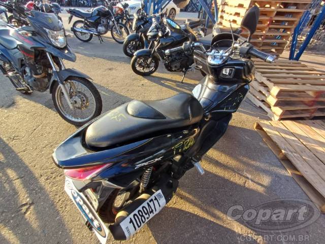 2015 HONDA PCX 