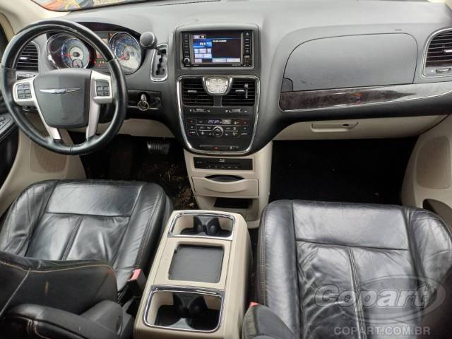 2015 CHRYSLER TOWN   COUNTRY 