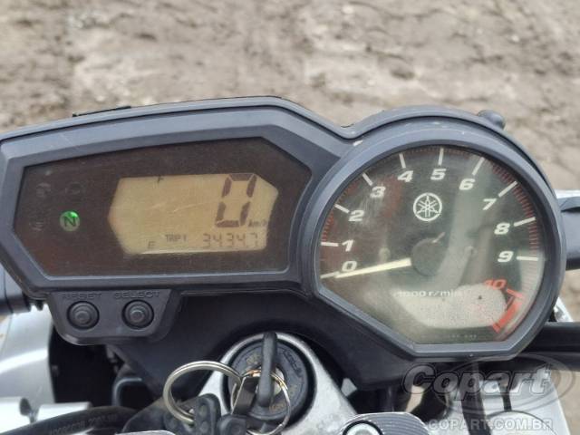 2011 YAMAHA FAZER 