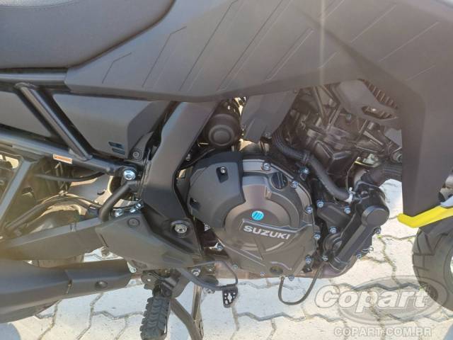 2025 SUZUKI V-STROM 