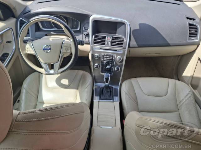 2015 VOLVO XC60 