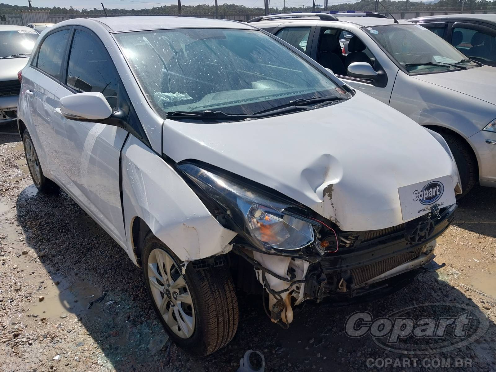 Veículo Hyundai HB20 Hyundai HB20 Comfort Plus 1.0 12V CVVT 2019 Médio Dano Frontal 2019 em leilão